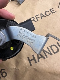 фото thumb №5, Клаксон сигнал звуковой оригинал 8s0951221 83a951210b 7p6951223a 83951209b