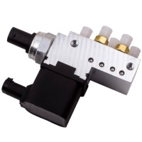 фото thumb №1, Блок клапанный подвеска распределитель mercedes cls c219 e-klasa s211 w211