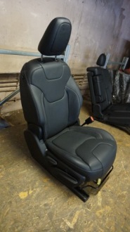 Набор сидений кожаных обшивки дверь jeep cherokee kl с Разборки, фото thumb