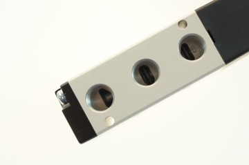 ЭЛЕКТРОМАГНИТНЫЙ КЛАПАН AIRTAC 4V210-06 AG 5/2-1/8- 230 В AC