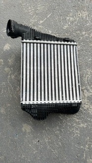 фото thumb №1, Інтеркулер лівий porsche macan 95b145803b