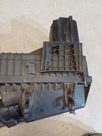 фото thumb №6, Корпус фільтра повітря 2.0 hdi peugeot 407 nr. 9644910780