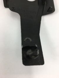 Заглушка защита направляющая сиденье kierowc mercedes w124 w201 190 1246840318 Недорого, фото thumb