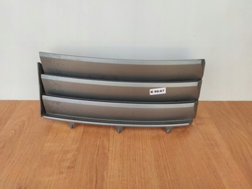 фото thumb №1, Range rover vogue 02- права планка крила перед