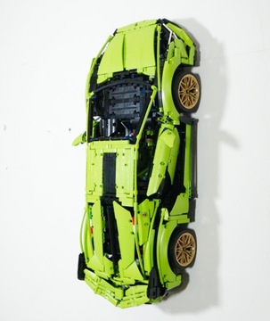 ВЕРТИКАЛЬНАЯ НАСТЕННАЯ ВЕШАЛКА ДЛЯ LAMBORGHINI SIAN - 42115