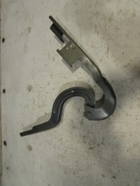 фото thumb №1, Петля капот правый peugeot 5008 kthc 968586748b