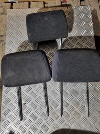 фото thumb №1, Bmw e36 compact підголівники dwa передні 1 задній