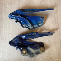 фото thumb №1, Петля петли капот левый правый комплект skoda kamiq