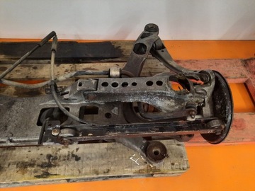 фото thumb №10, Volvo s80 2.5d 98-06 sedan балка подвешивание зад задняя 09200417