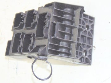 фото thumb №6, Toyota avensis t25 2.0d 07r коробка предохранителей