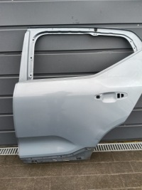 Купить Дверь левая задний volvo xc40 повреждённые 2017-, фото thumb