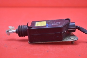 фото thumb №5, Амортизатор замка правий зад задній 0k01972350 kia sportage 1 i 93-06