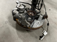 Рычаг поворотный кулак амортизатор перед правый  peugeot 3008 2 5008 2 1.2 thp с Разборки, фото thumb