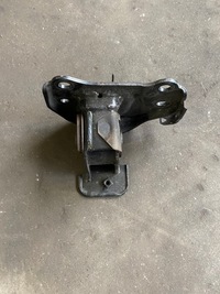 фото thumb №1, Lexus nx300h lift подушка двигуна idealna