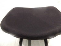 фото thumb №2, Clio iii підголівник сидіння правий перед