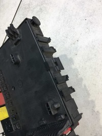 фото thumb №9, Коробка запобіжників opel оригінальний номер 13125487