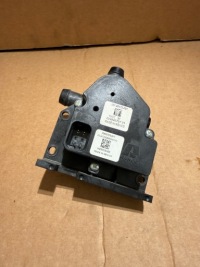 фото thumb №1, Tesla model x/s клапан водяний 4-drożny 6007370-00-f