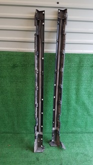 фото thumb №2, Jaguar f pace молдинг поріг права