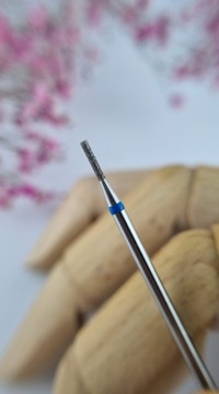 ФРЕЗА ДЛЯ НОГТЕЙ МАНИКЮРНАЯ АКРИЛОВАЯ ГИБРИДНАЯ F104 THIN GOODMANI