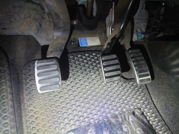 Nakładki na pedały Suzuki SX4 2006 - 2014