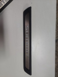 фото thumb №1, Молдинг порог правая jeep cherokee summit 5sq04lu5ac