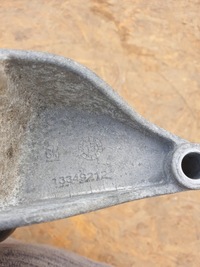 фото thumb №6, Opel insignia кронштейн підпора піввісь 13349212