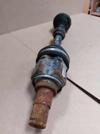 фото thumb №2, Приводной вал левая lexus ct200h