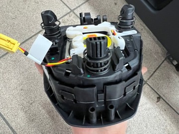 фото thumb №14, Tesla модель y 20- панель консоль подушки подушка безопасности демонтаж европа