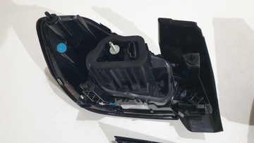 фото thumb №11, Лампа правая левая t opel corsa f 39162664 39162662