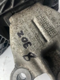 фото thumb №7, Кронштейн подушка двигателя renault zoe 112847590r