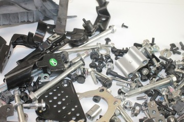 KTM DUKE 125 250 390 17-23 БОЛТ НАБОР БОЛТОВ