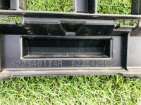 Renault megane v e tech решітка середня бампера передній 622542660r в Україні, фото thumb