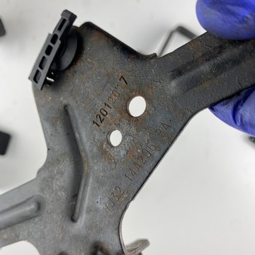 фото thumb №8, Тримач кріплення підтримка jaguar e-pace land range rover evoque 2.0d 204dtd