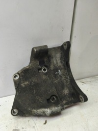 Купить E klasa w124 250 рестайлинг  93-96 кронштейн кронштейн генератора 2.5 d, фото thumb