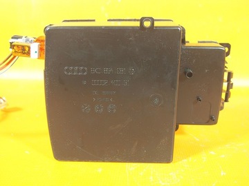 фото thumb №8, Audi a5 8t рестайлінг 50km бардачок підлокітника гніздо 12v 8k0864981d