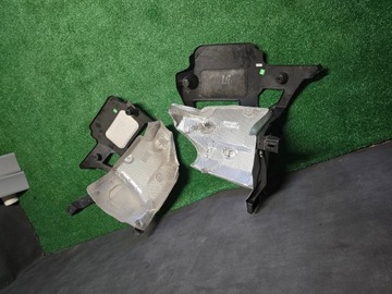 фото thumb №6, Ползун правый левый бампера зад porsche panamera 971