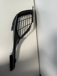 Решётка бампера комплект правый  левая peugot 308 2 t9 aa35899377 / aa35899375 с Разборки, фото thumb