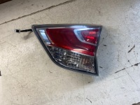 фото thumb №1, Nissan x-trail t32 лампа правий задня w кришка