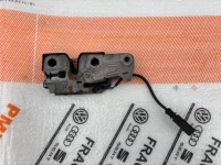 фото thumb №1, Skoda yeti 2009-2017 замок капот 5l0823509b