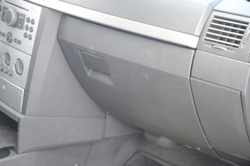 фото thumb №1, Бардачок пасажира opel meriva a