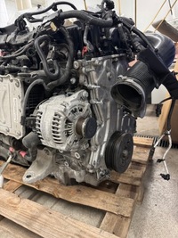 фото thumb №8, Двигатель комплектный alfa romeo giulia 2.0 turbo бензин 280km