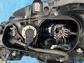 фото thumb №6, Volvo xc60 рестайлінг лампа передня права ксенон 8 pin