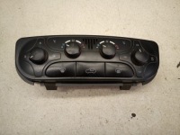 фото thumb №1, Mercedes w203 панель обдув a2038300185