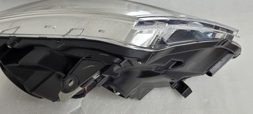 фото thumb №7, Лампа левая линза led toyota avensis iii t27 рестайлинг 2011- koito 05-26