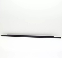 фото thumb №9, Audi a3 sportback 8v прокладка стёкла дверь задних левых 8v4839477 oem