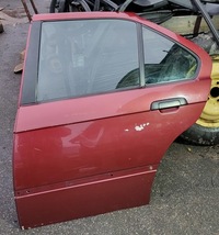 фото thumb №1, Дверь левая задние bmw 3 e36 оригинальный номер бордовые