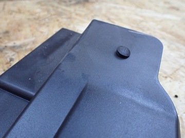 фото thumb №7, Направляюча кріплення ролети багажника права bmw 316 e91 рестайлінг європа 7068886