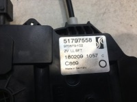 фото thumb №4, Замок двері правий перед grande punto 51797558