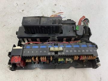 фото thumb №6, Коробка запобіжників bmw e46 8364540