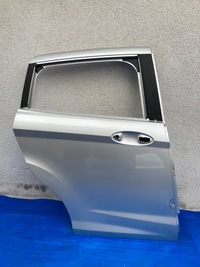 фото thumb №1, Двері праве задні ford b max b-max